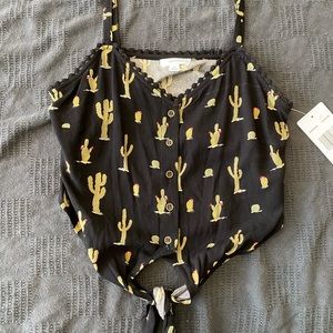 Black cactus crop top